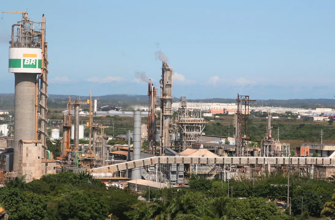 Petrobras retoma produção de fábricas na Bahia e em Sergipe após anos de paralisação