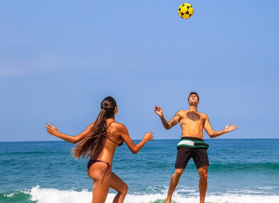 Futvôlei conquista as praias de Salvador e vira paixão em Stella Maris