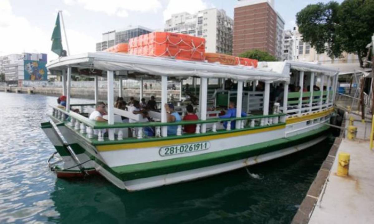 Travessia Salvador para Mar Grande retorna após três dias; Morro e Boipeba seguem fechados
