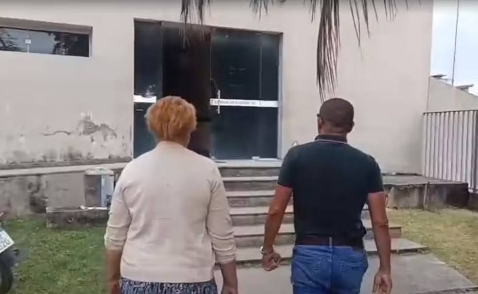 Cuidadora é presa por desviar R$100 mil de idosa para bancar vício no tigrinho