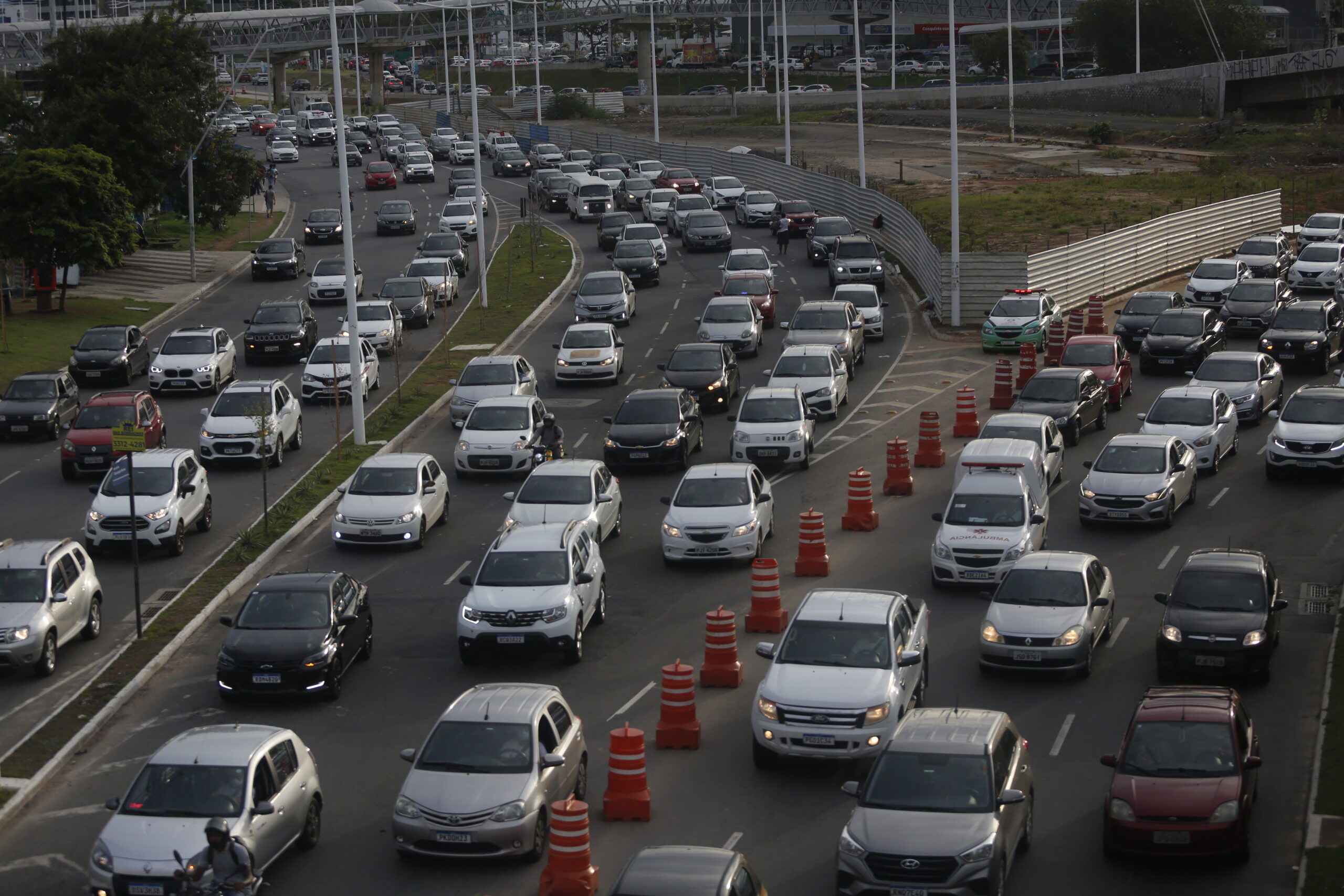 Fim de semana com bloqueios em Salvador: confira ruas e desvios que afetam seu trajeto