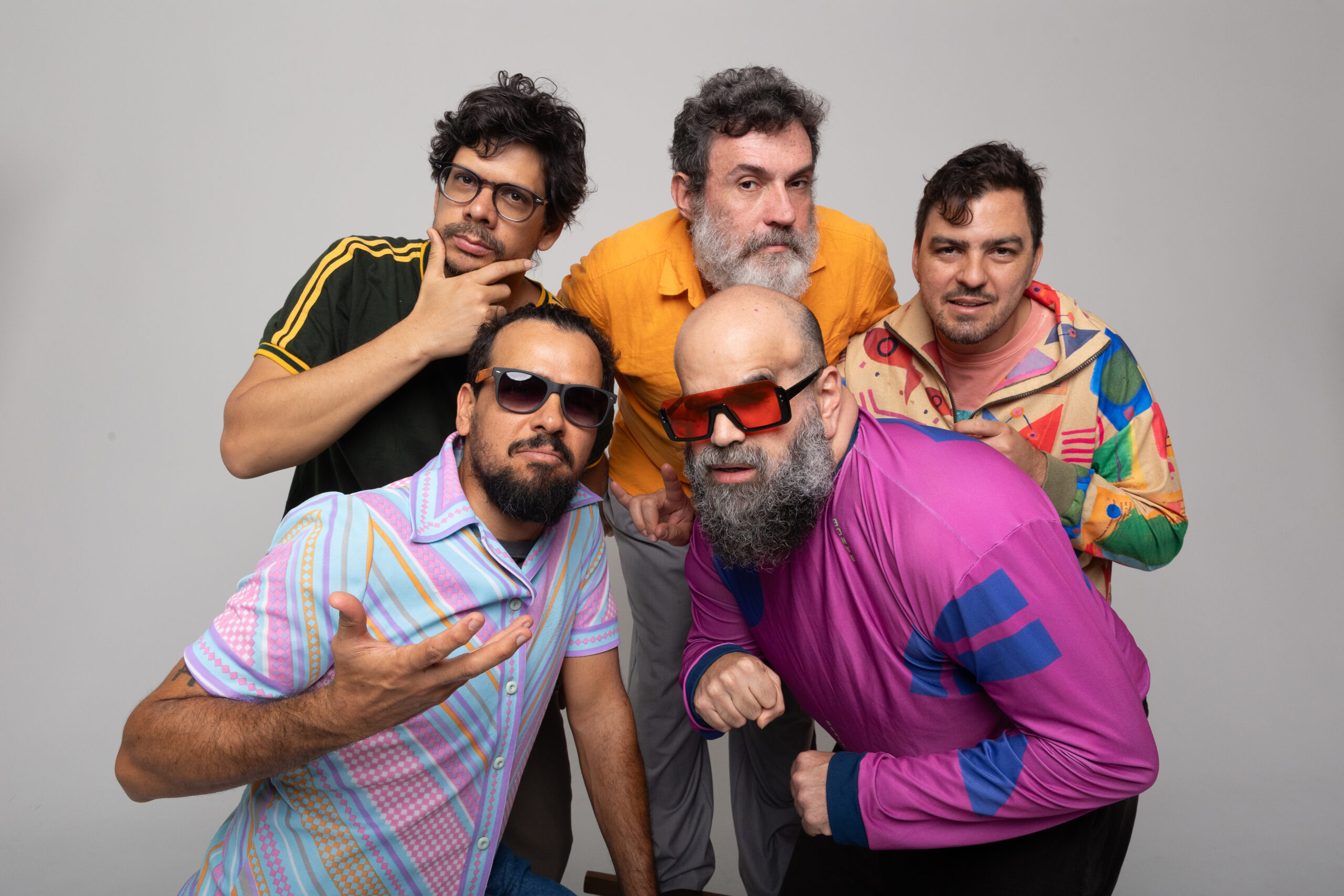 Mombojó lança ‘Solar’ em Salvador e promete noite elétrica no Green House