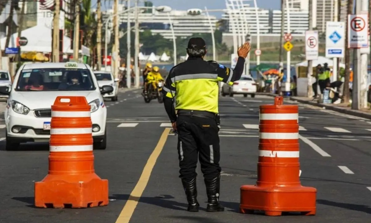 Domingo com grandes bloqueios em Salvador: confira ruas, desvios e horários que vão impactar a cidade