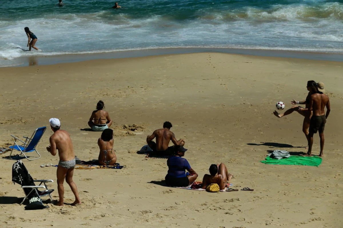 Praia do Flamengo registra ventos de 43 km/h; tempo instável deve continuar até quinta