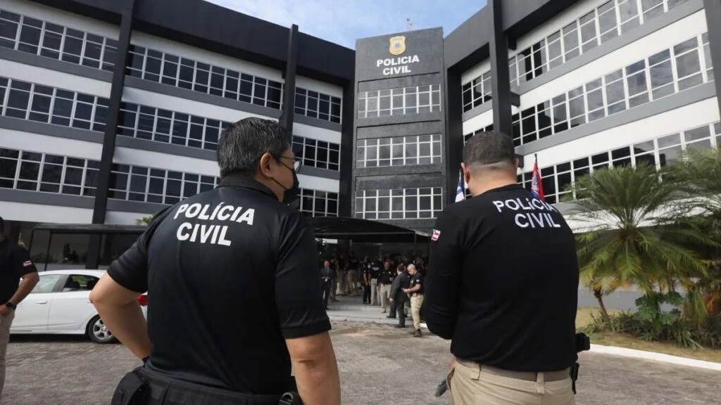 Suspeito de matar filha de PMs em Salvador se entrega após prisão emocionou família