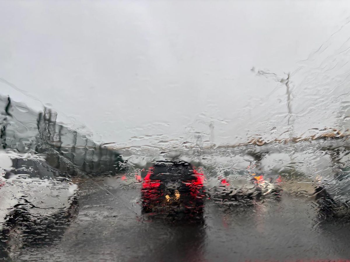 Vai chover a semana inteira? Salvador terá calor de 30°C e pancadas de chuva